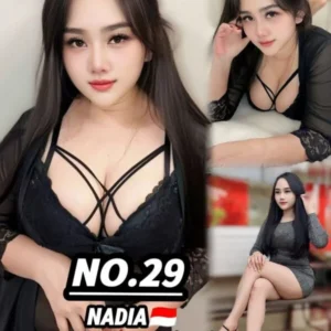 29 -  NADIA  - Jb Town 8